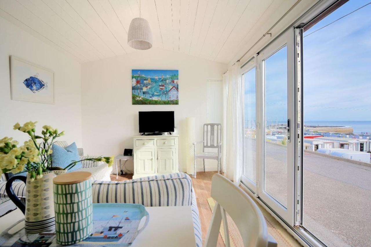 The Beach Hut Lyme Regis Exterior foto